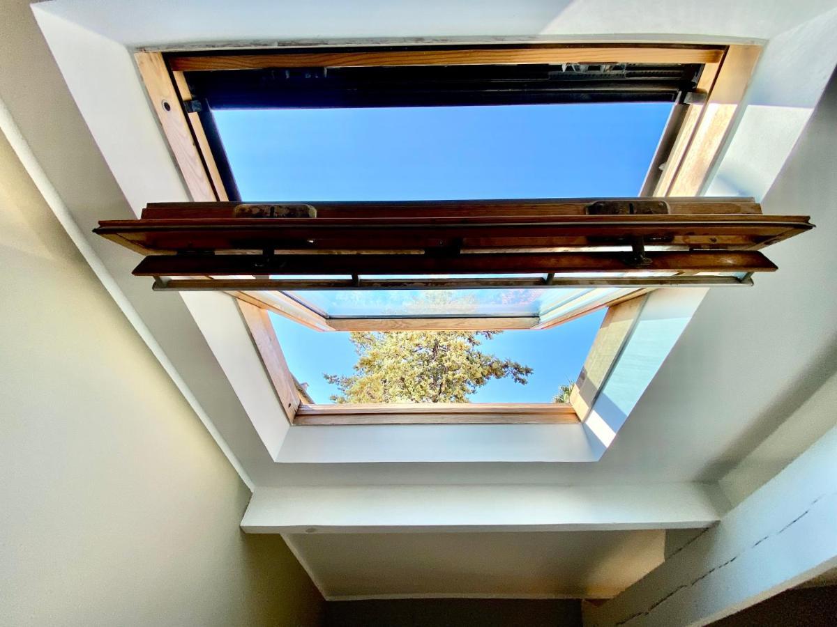 Lovely & Sunny Loft Heart Of Nice With A/C! Экстерьер фото