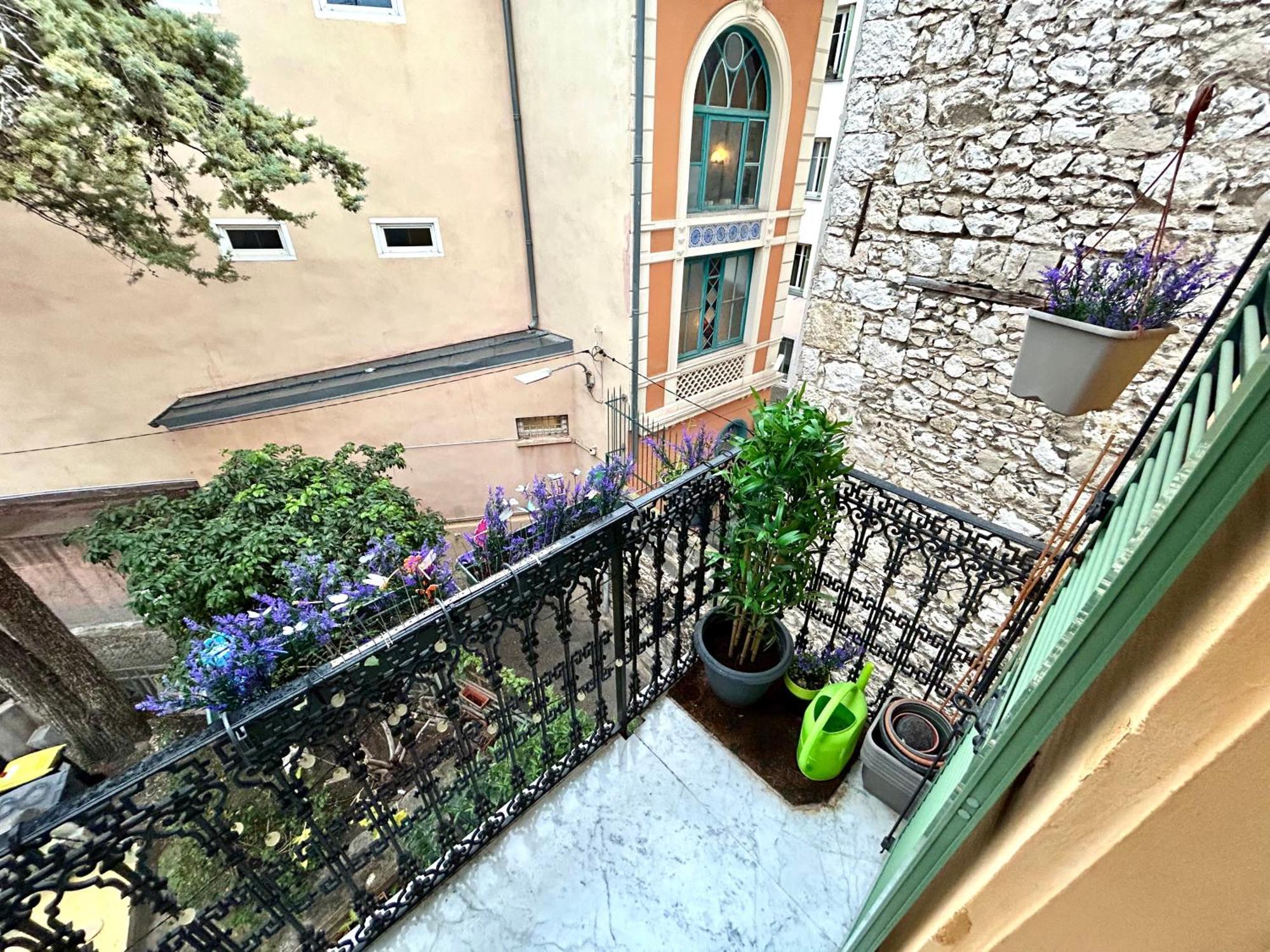 Lovely & Sunny Loft Heart Of Nice With A/C! Экстерьер фото