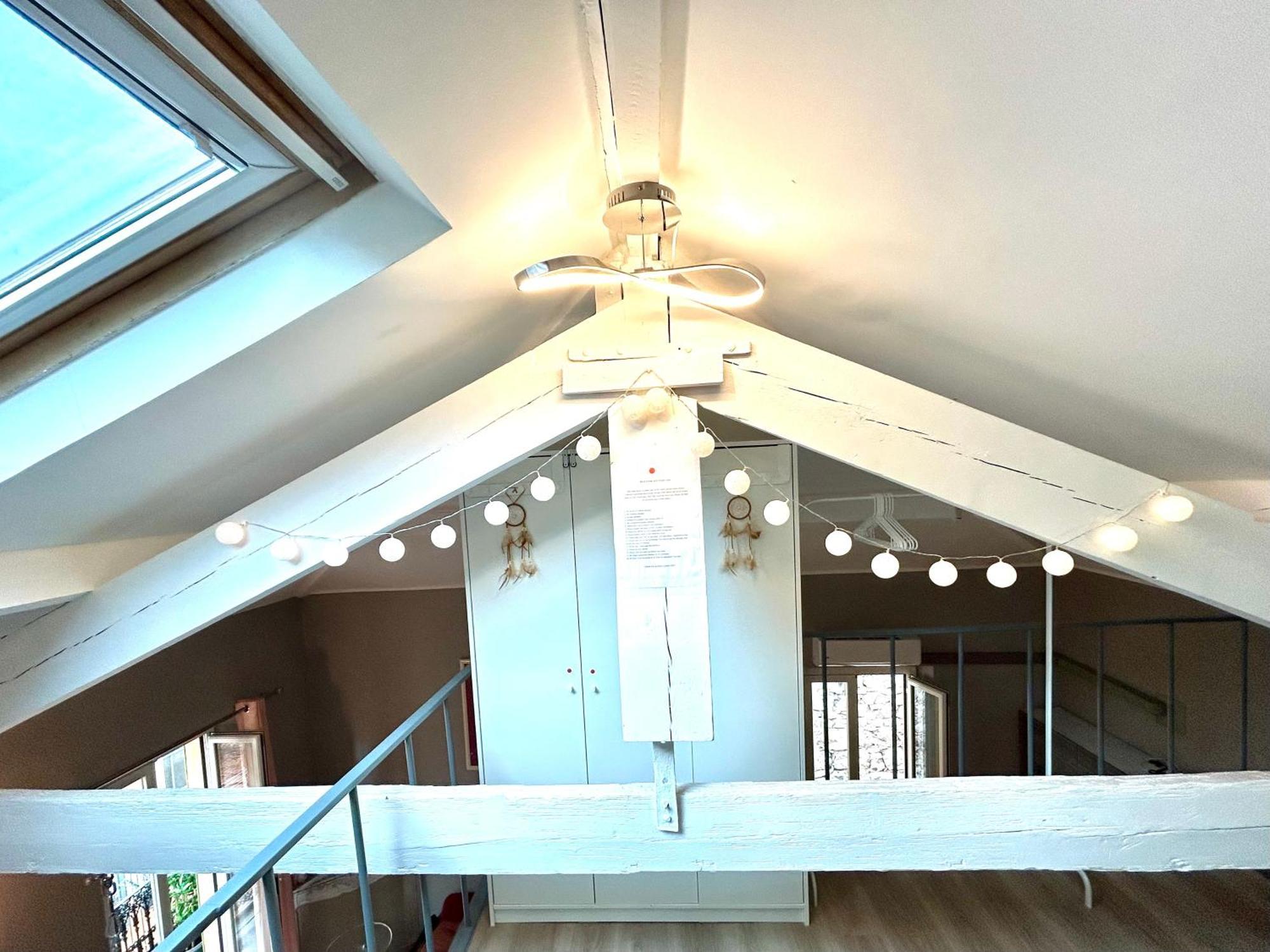 Lovely & Sunny Loft Heart Of Nice With A/C! Экстерьер фото